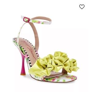BetseyJohnson Women's Elmira Ruffled Floral
Heel Sandals